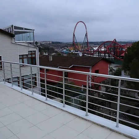 Tuzla Hilal Стамбул