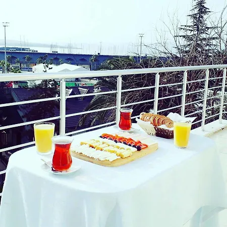 Tuzla Hilal Hotel *